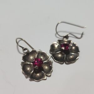 Vintage sterling silver Floral Earrings with Ruby red Stones